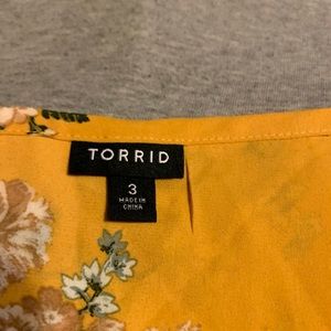 Torrid sleeveless top